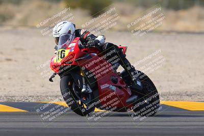 media/Dec-17-2022-SoCal Trackdays (Sat) [[224abd9271]]/Turn 7 Set 1 (1125am)/